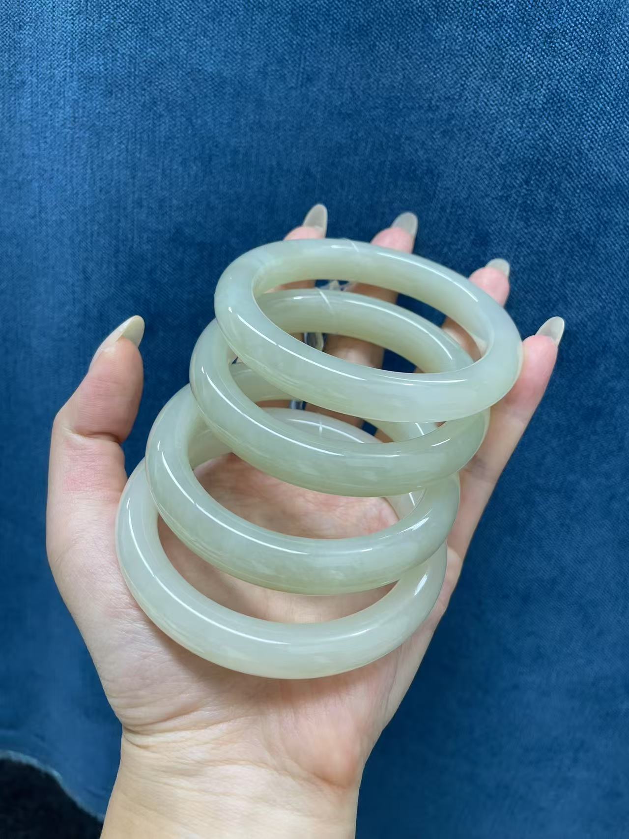 精品和田玉浅晴色正装体验款多样性发货拍一发一