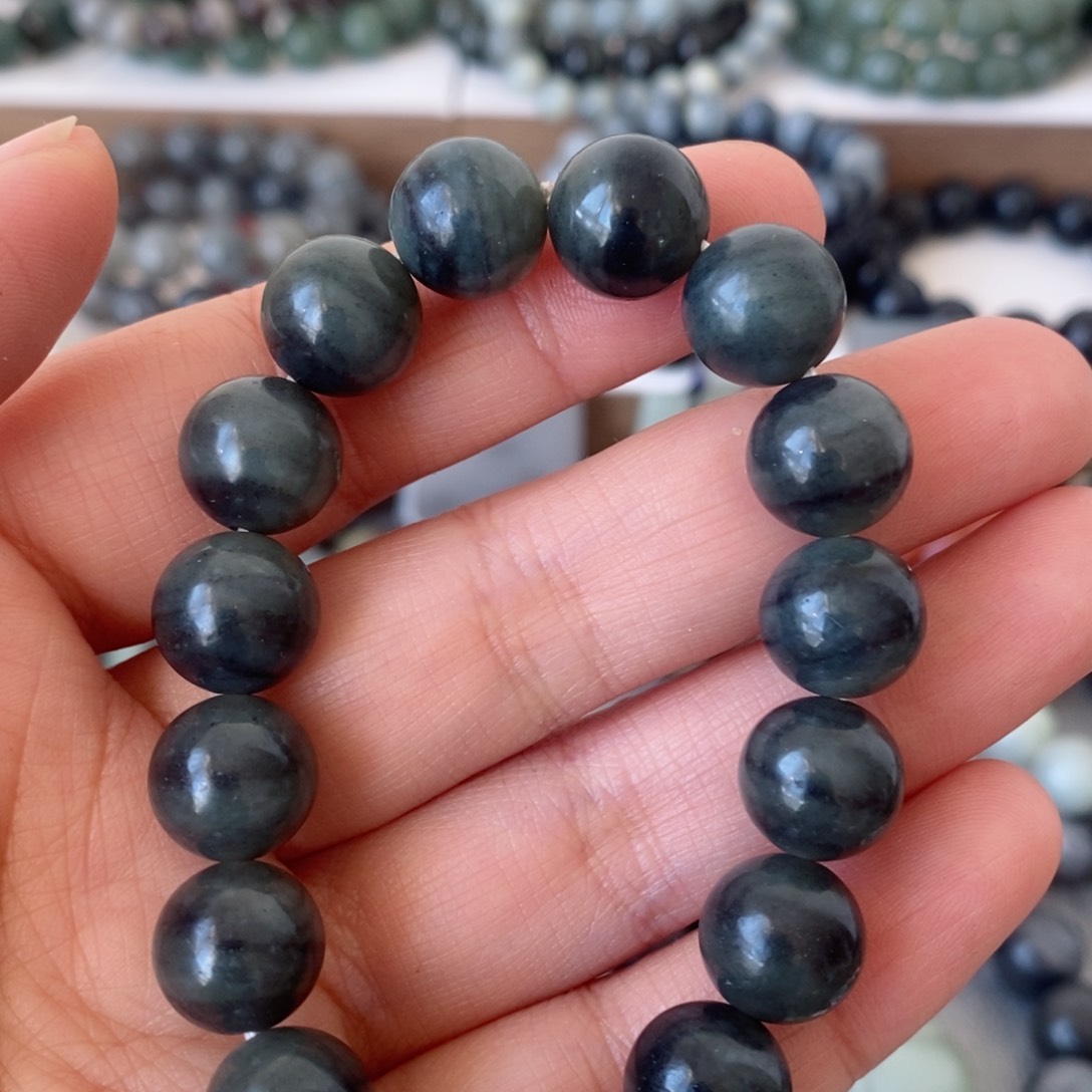 和田玉手链未镶嵌