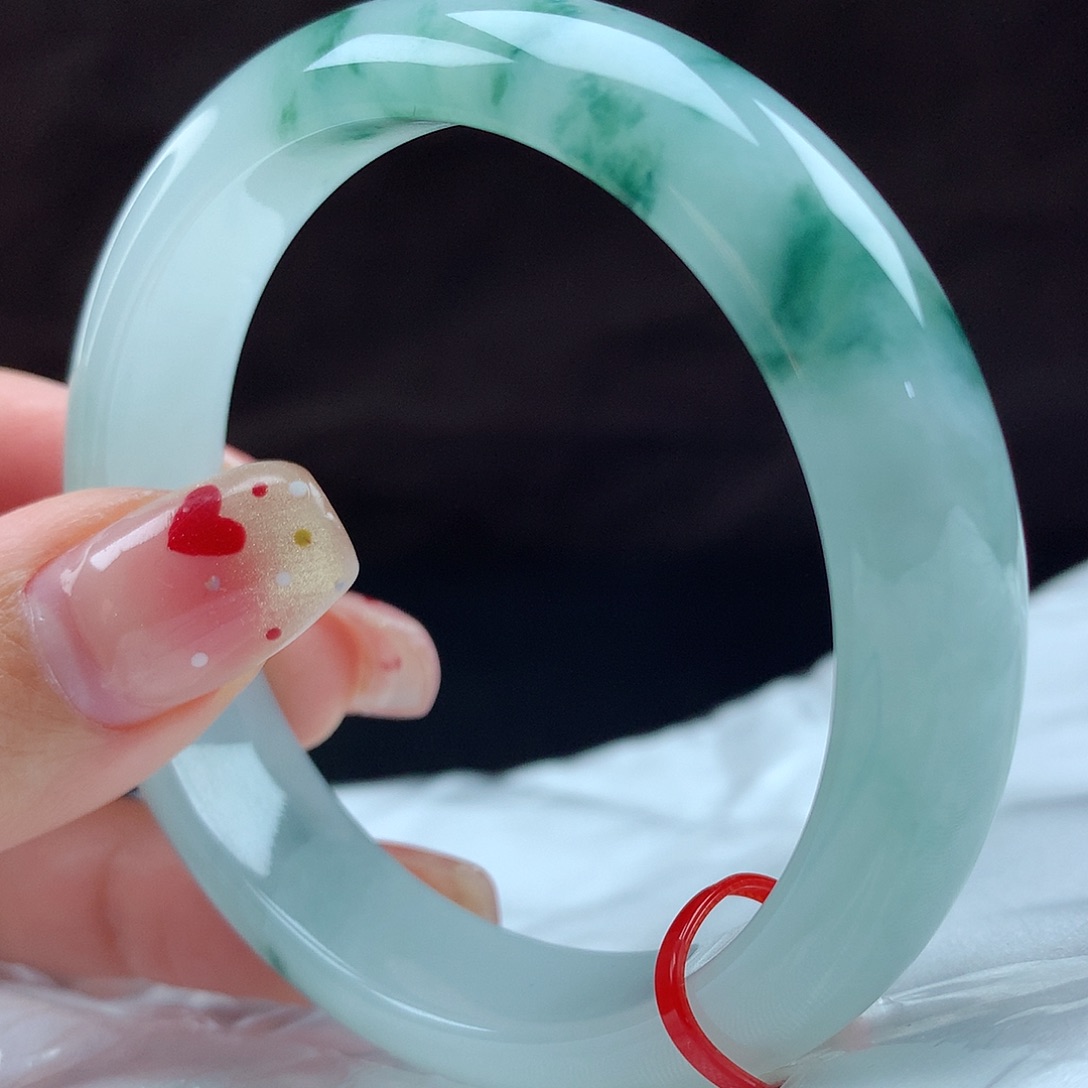 翡翠手镯未镶嵌95747，