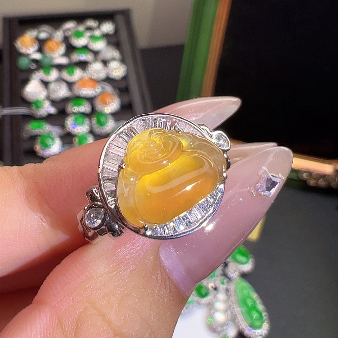 翡翠18K金镶嵌戒指翡翠