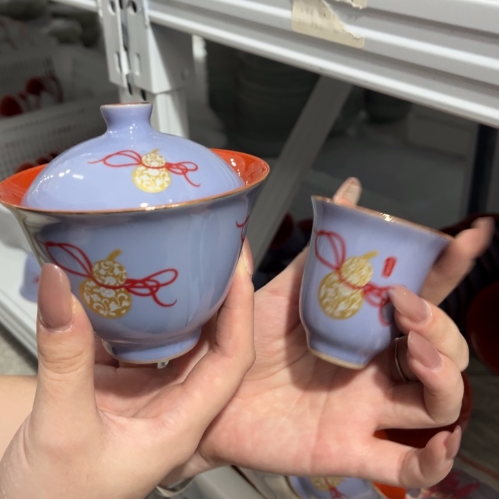 两件套哈哈哈哈哈哈哈