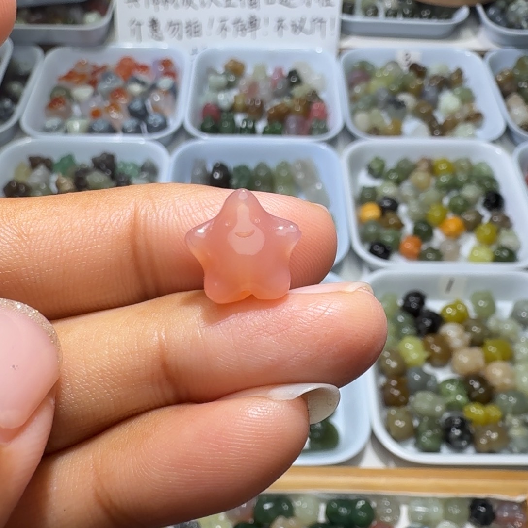 和田玉未镶嵌珠宝奇石