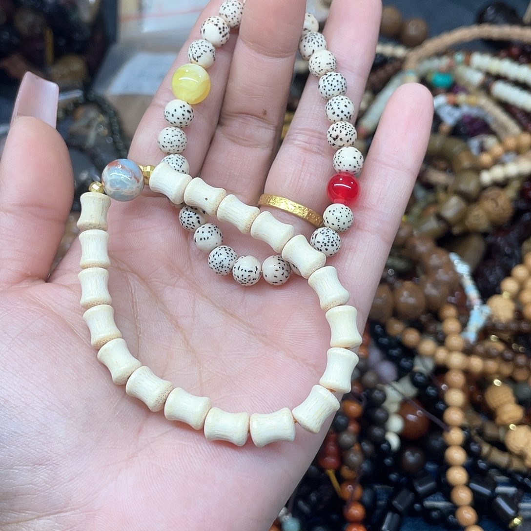 维腊木（绿檀）无事牌妍