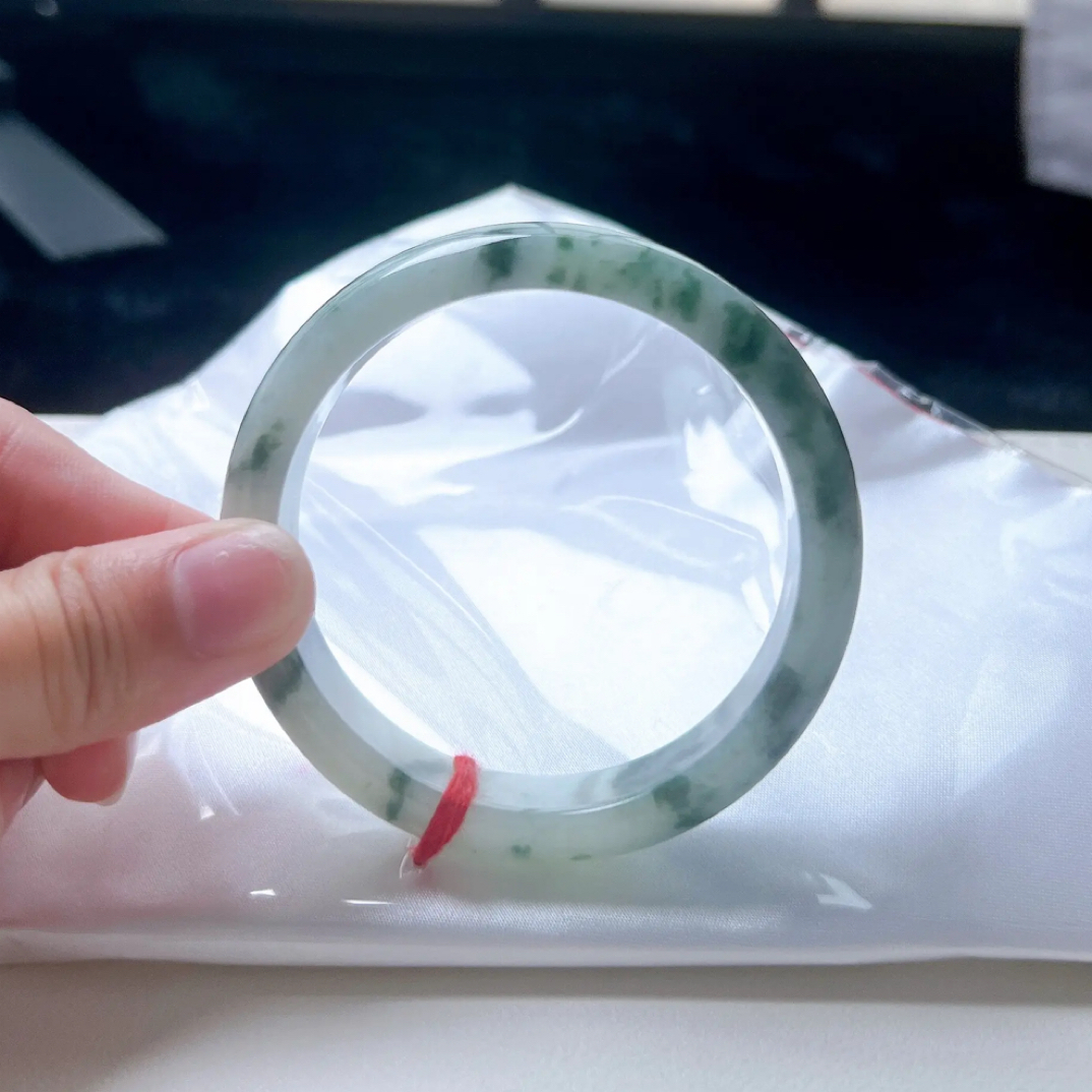 天然a货翡翠56圈口老坑老料糯化牛奶底飘花带证书