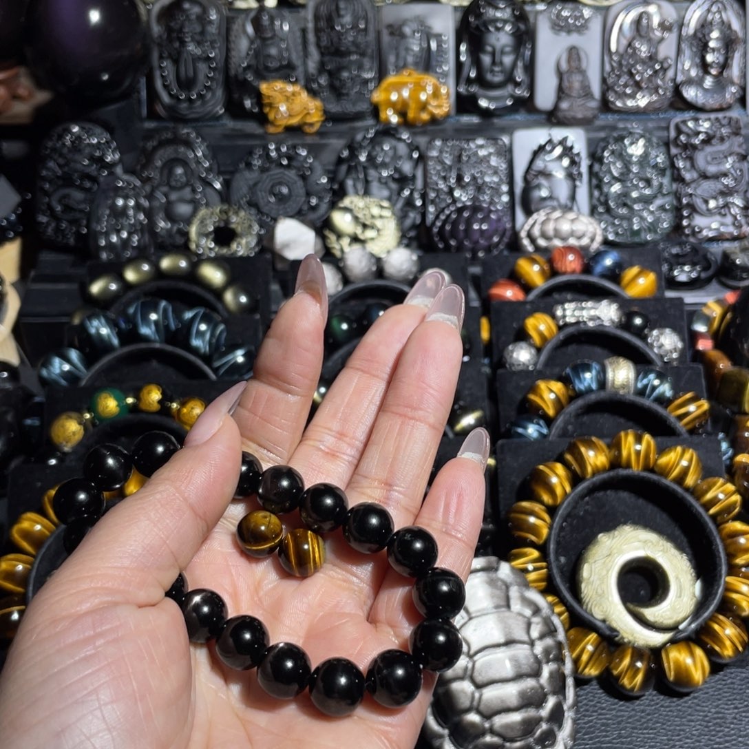 紫****辉石未镶嵌手串10mm金运石