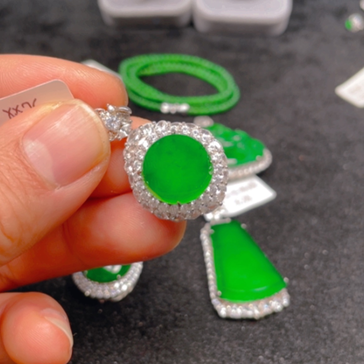 【闪购商品】翡翠颈饰银S925镶嵌吊坠