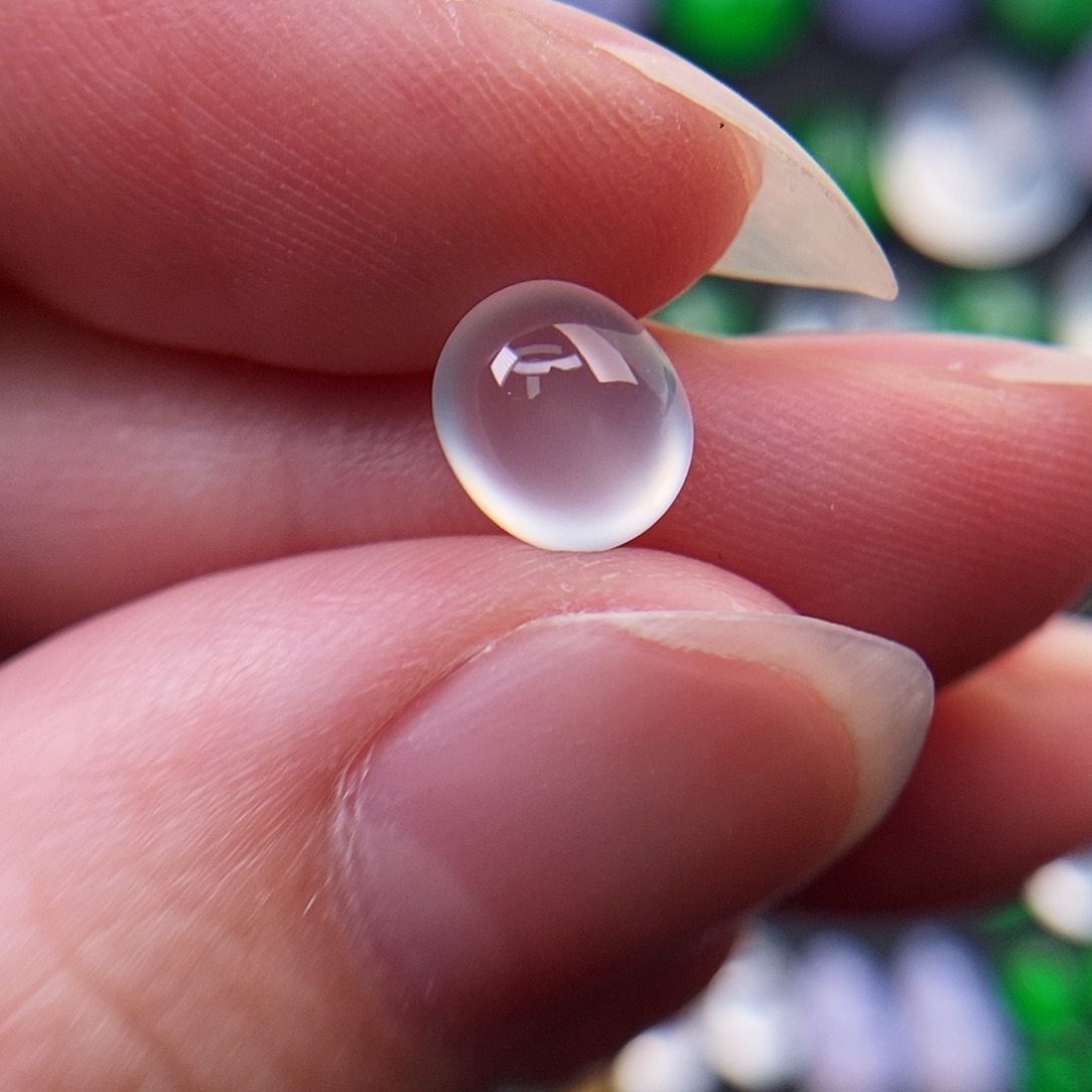 夏***风定制翡翠未镶嵌翡翠