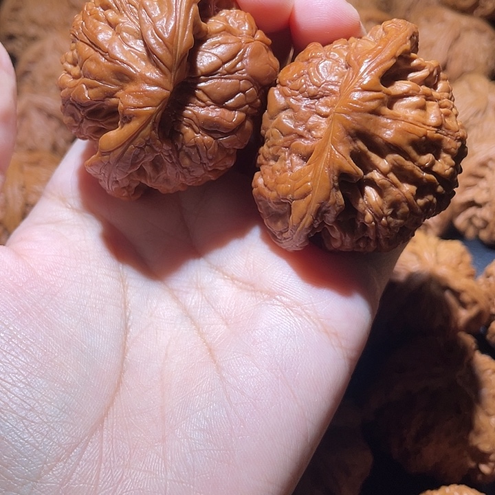 朔***风吊坠文玩核桃小妹三棱