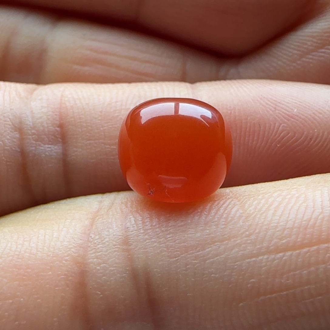 南红玛瑙老型10.5-9.3白纹未镶嵌