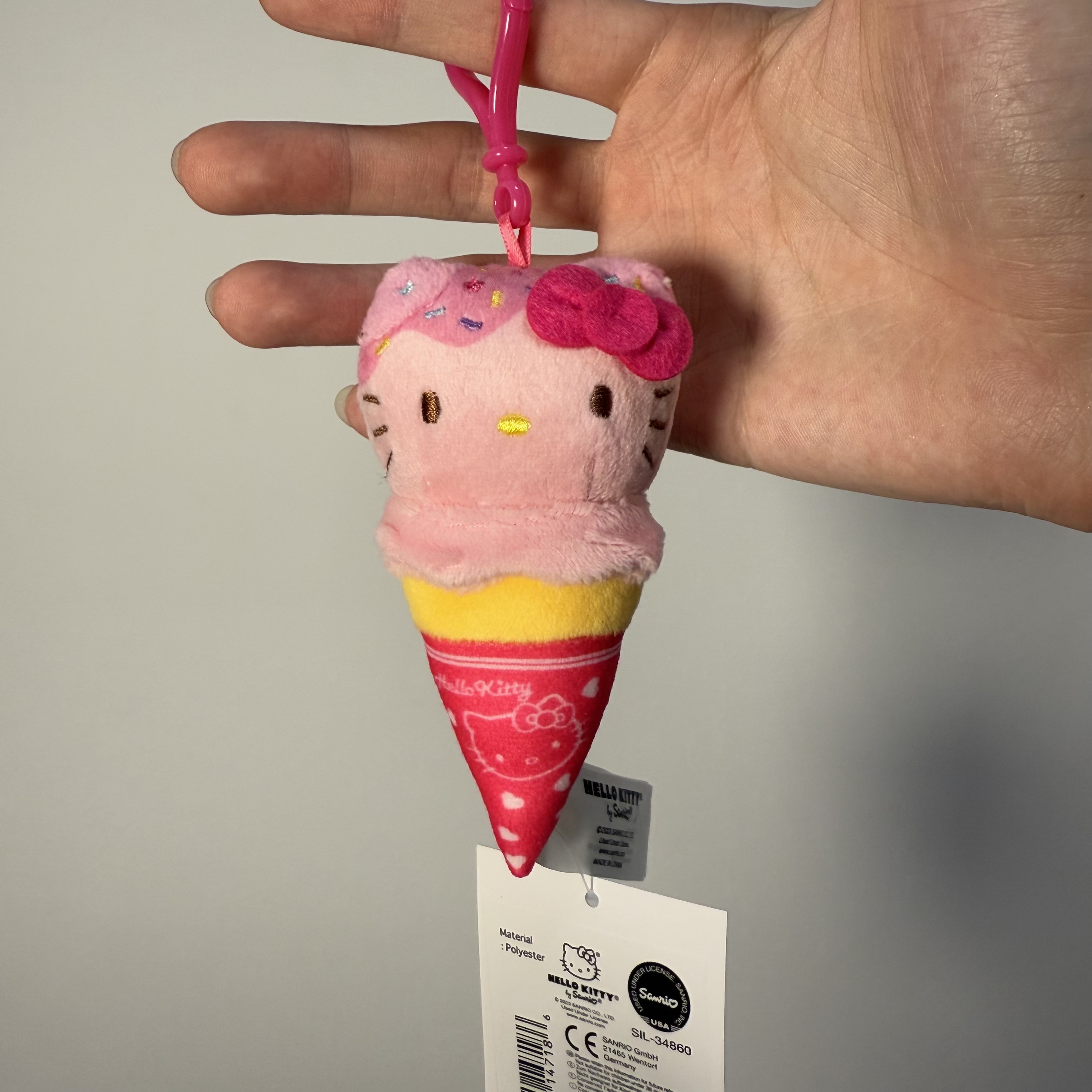 【美版限定】HelloKitty 雪糕系列Kitty挂件 玩偶猫潮玩挂件