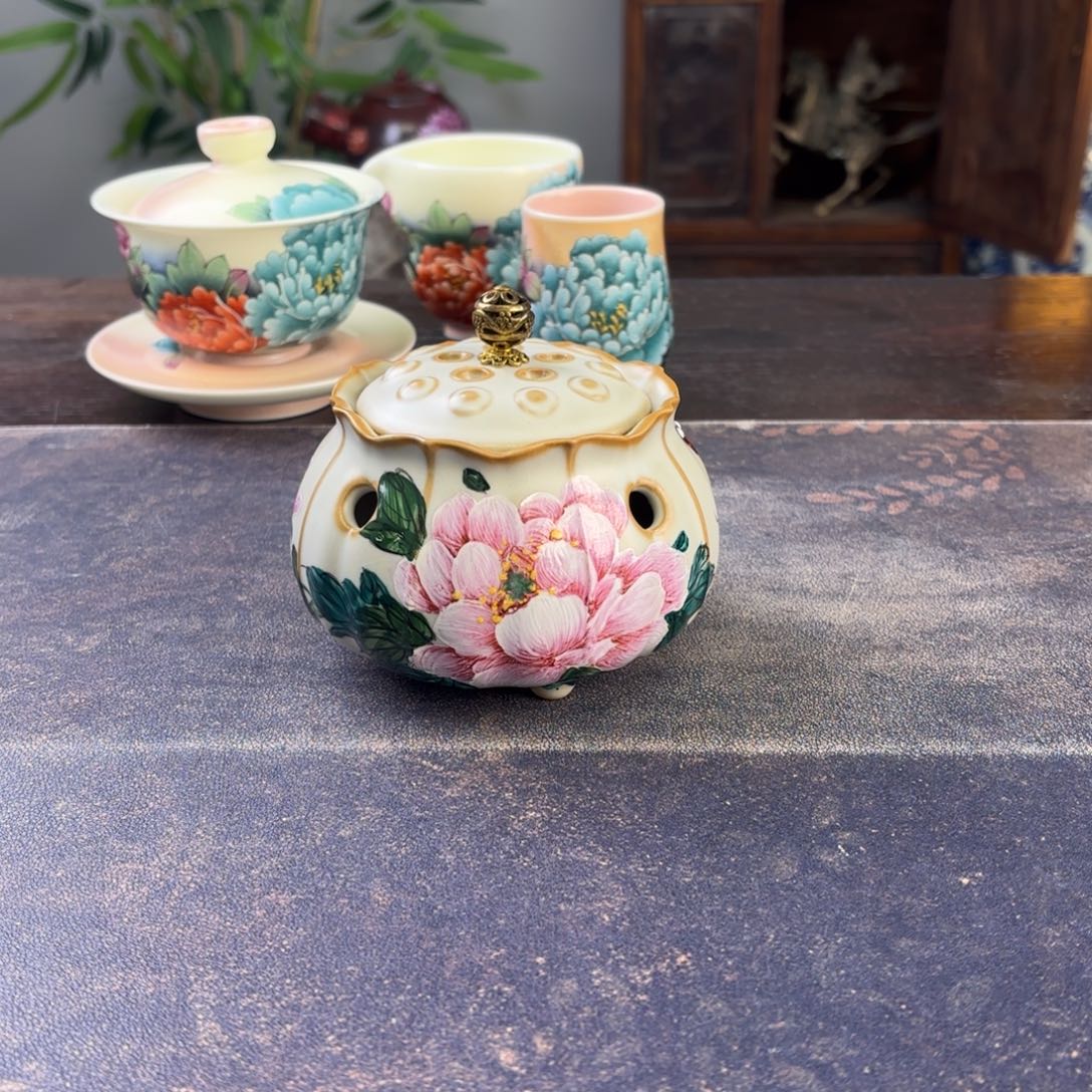 景德镇纯手工陶瓷工艺制作