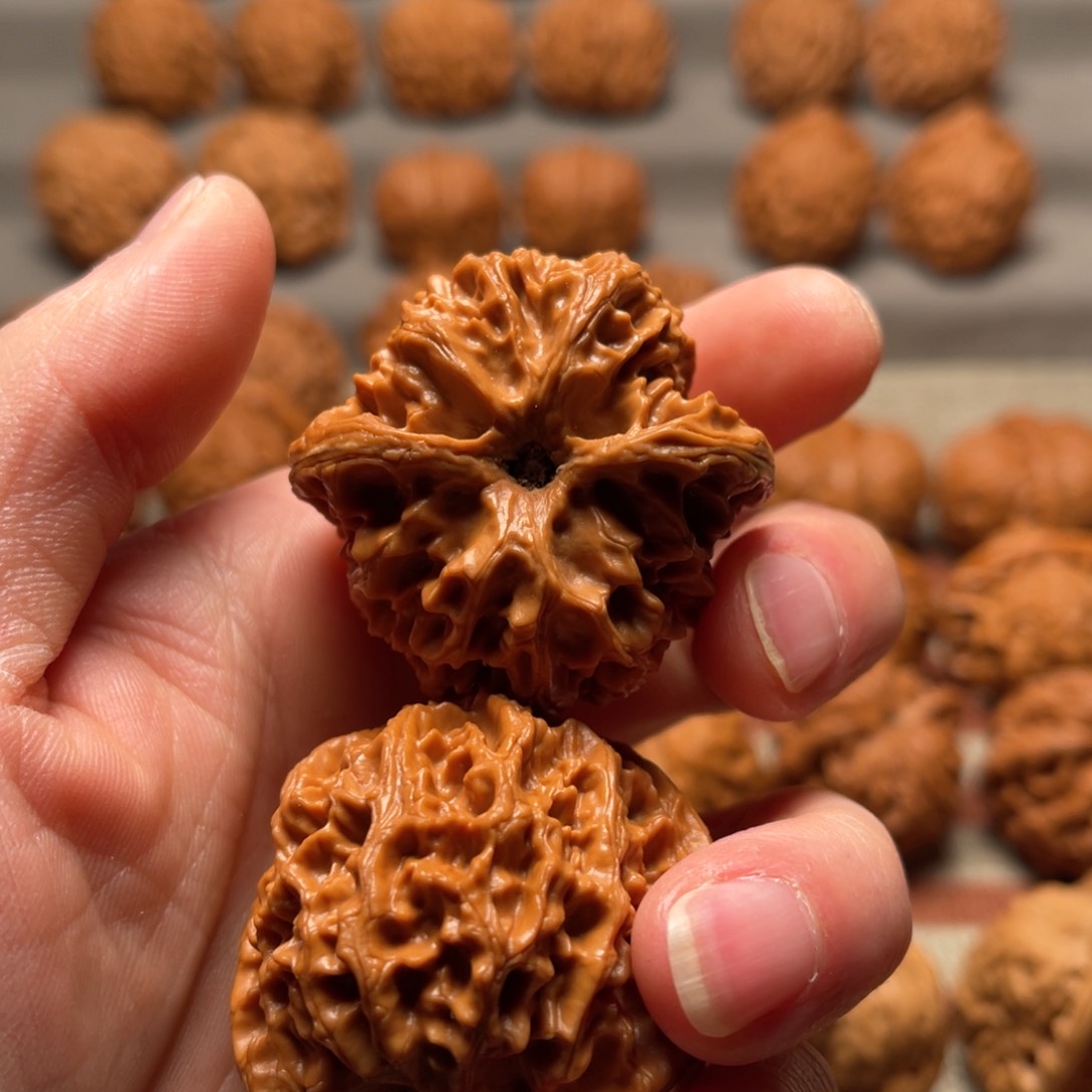 文玩核桃把件讨**己42.5苹果