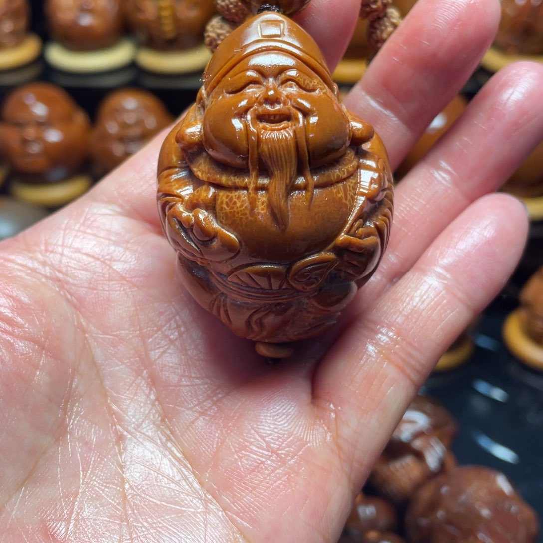 橄榄核手串/手链财神一个