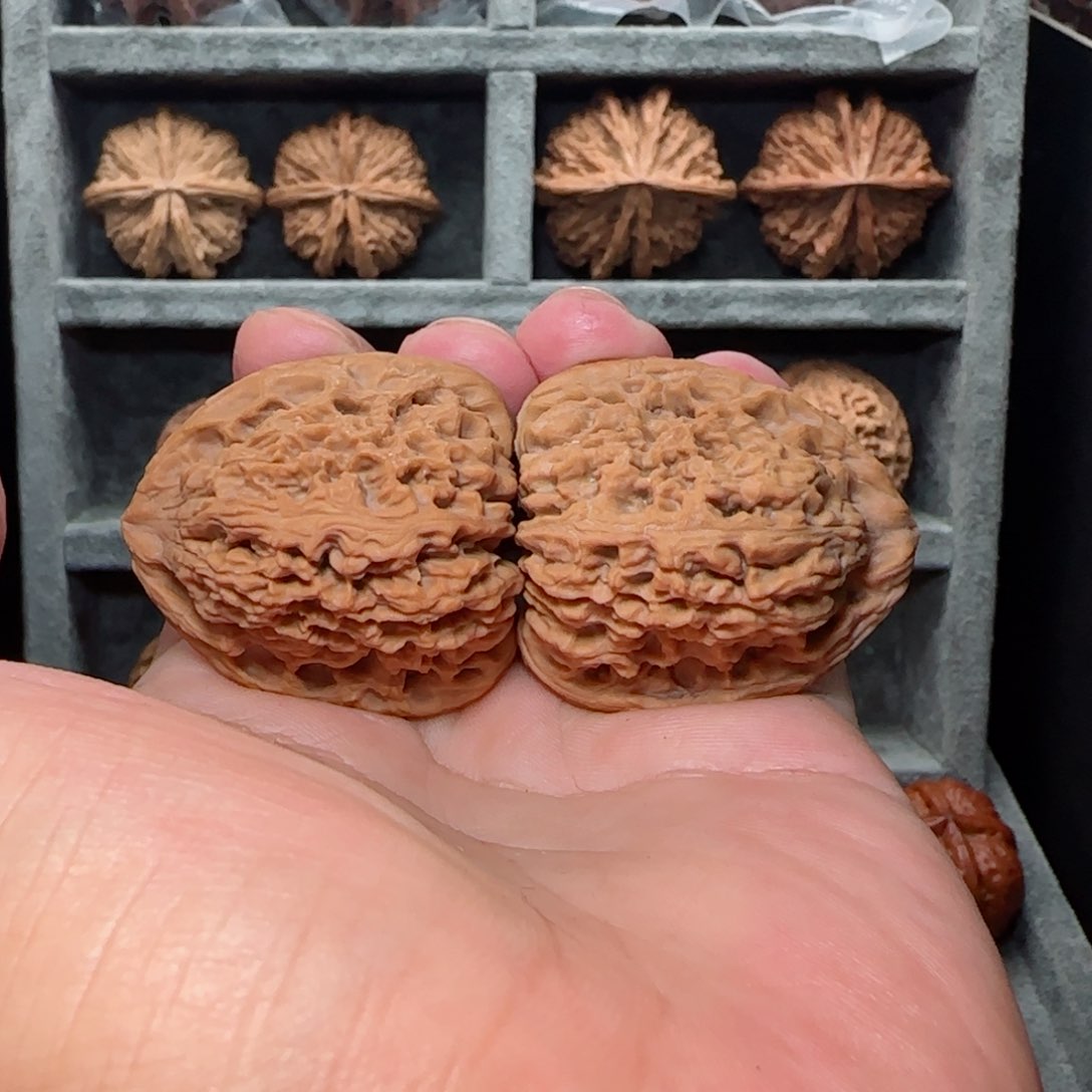 【闪购商品】文玩核桃吊坠【****】南疆