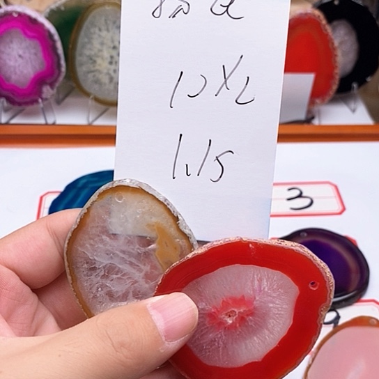 杨***）玛瑙/玉髓颈饰合金