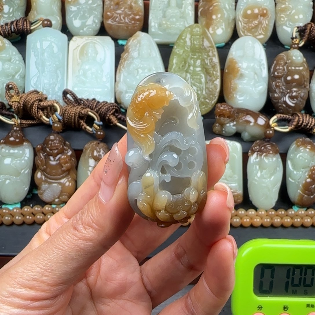 醉***生和田玉未镶嵌挂件