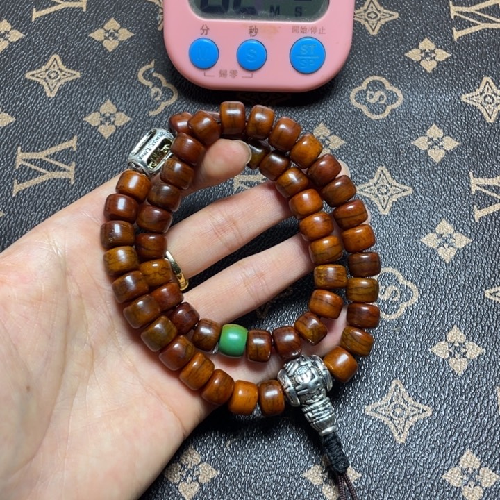 刘***影藏式风格设计风格