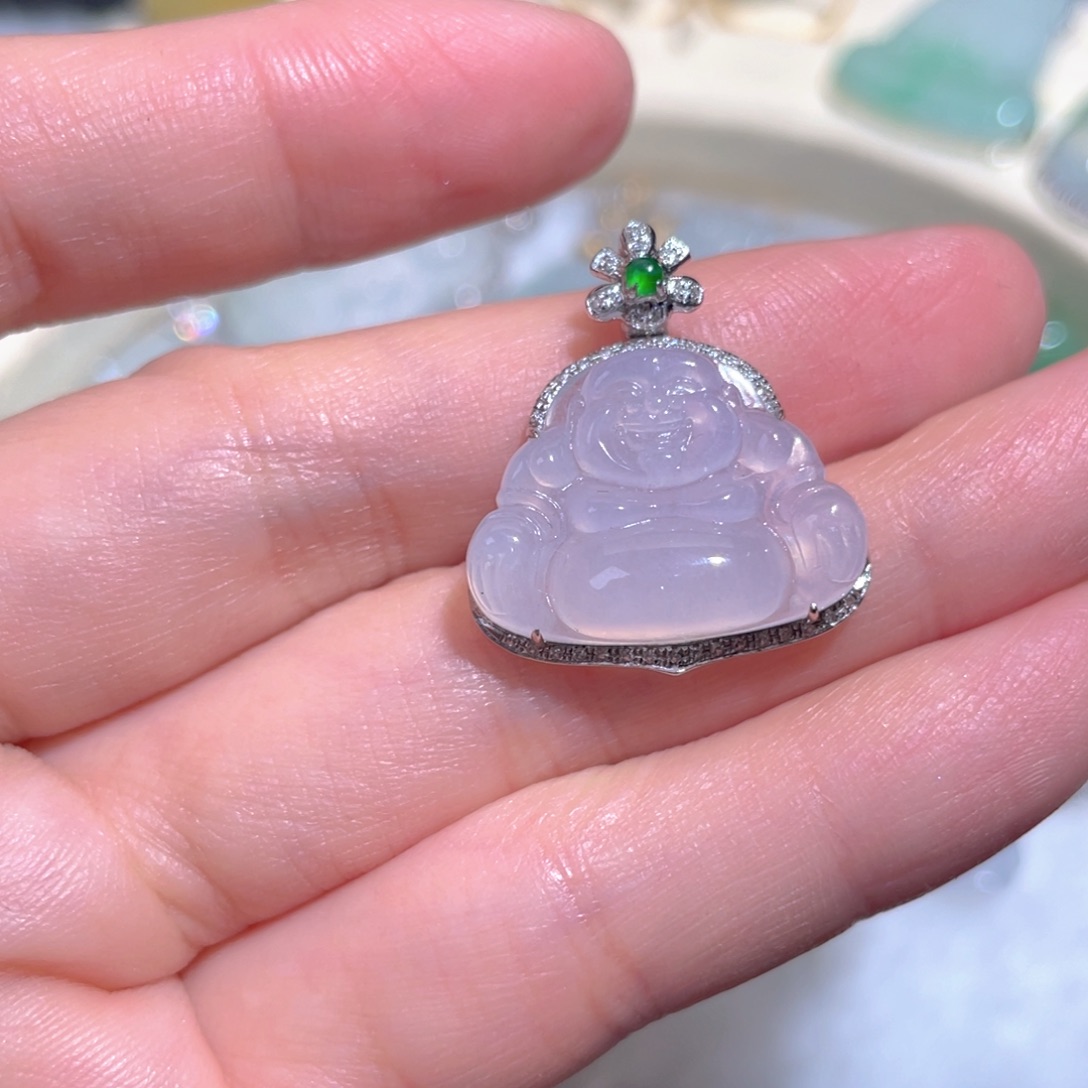 翡翠颈饰18K金镶嵌翡翠