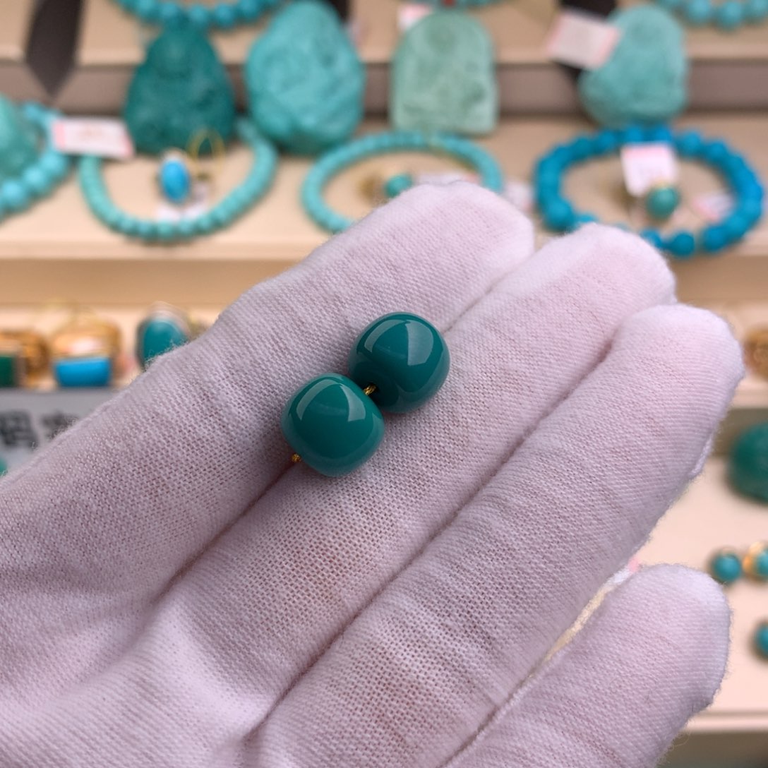 绿松石珠宝奇石未镶嵌10.7mm