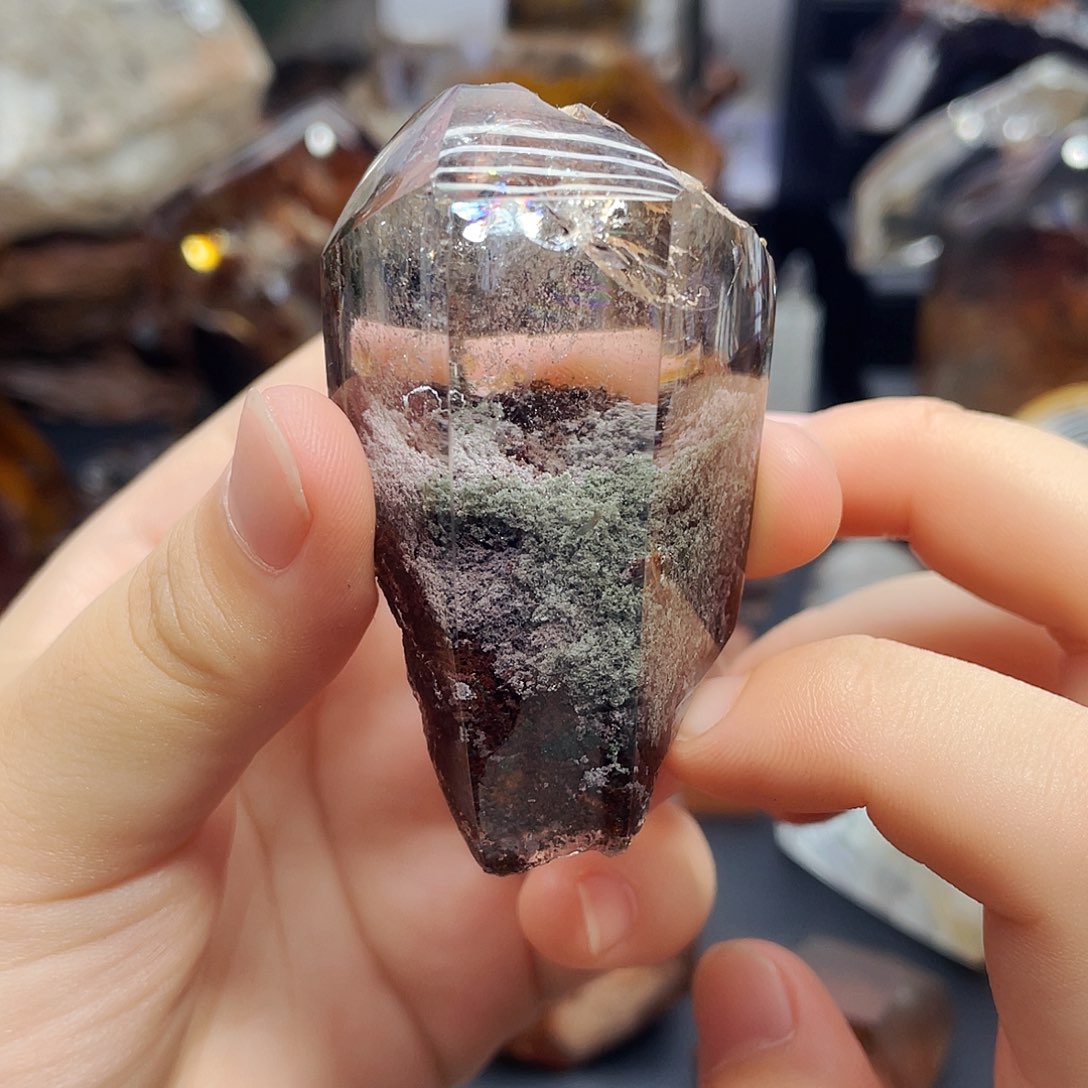 未镶嵌水晶大型摆件（非配饰）