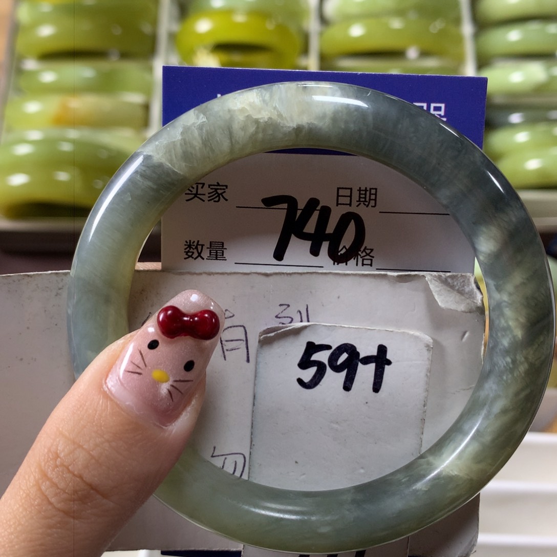 蛇纹石玉手镯未镶嵌740