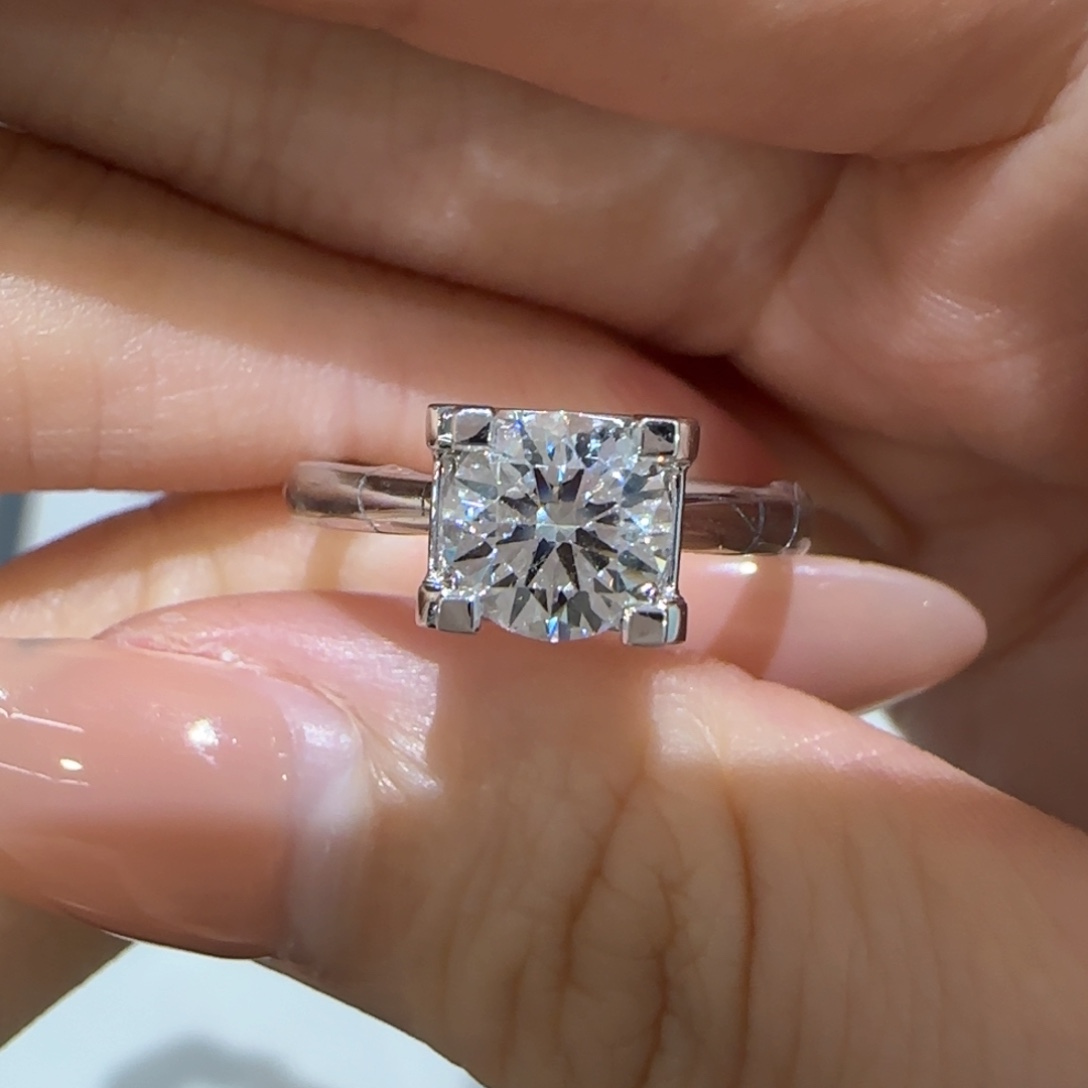 铂Pt950镶嵌实验室培育钻石1卡牛头15