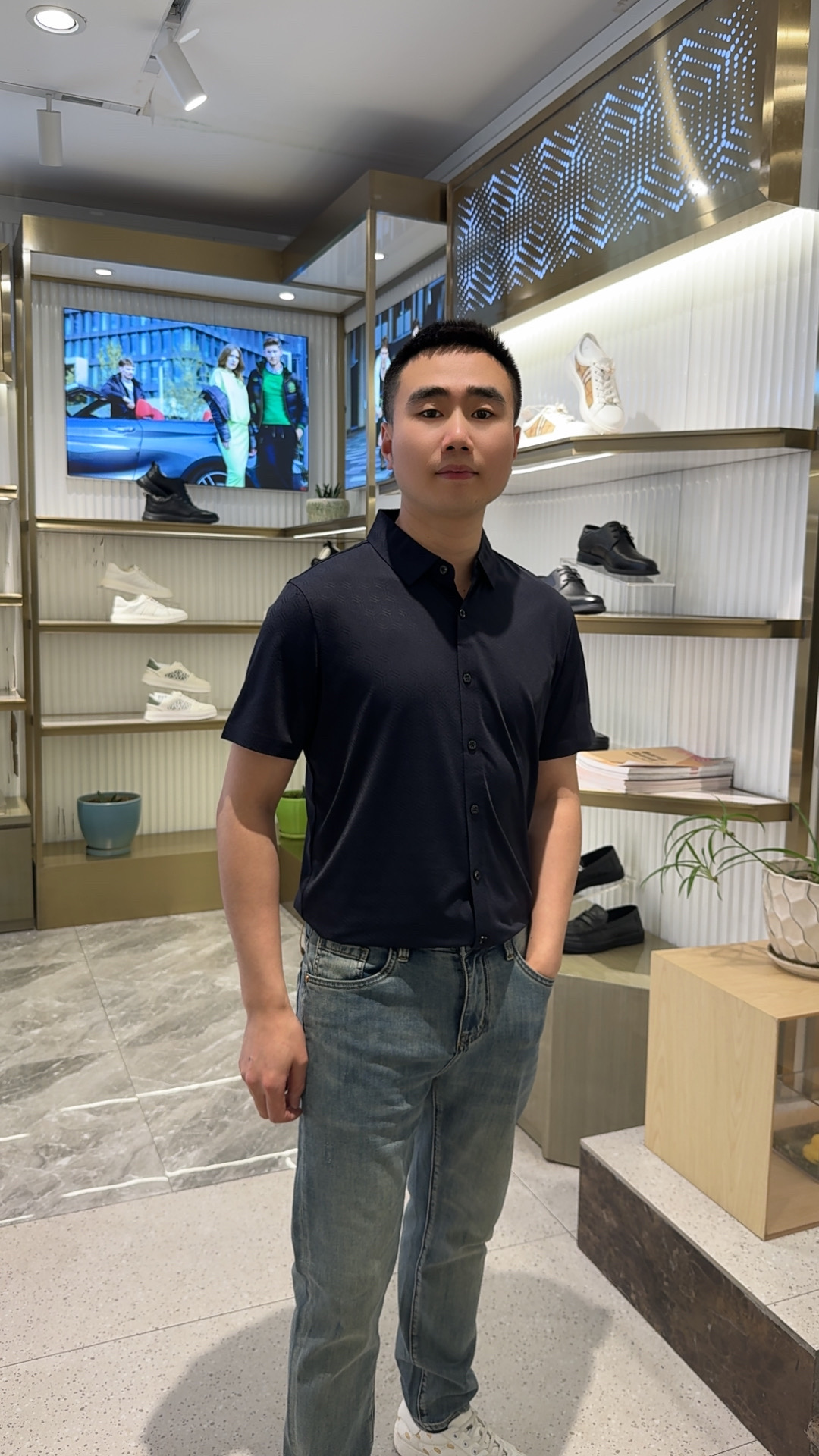实体店商务好品质专柜短袖衬衫