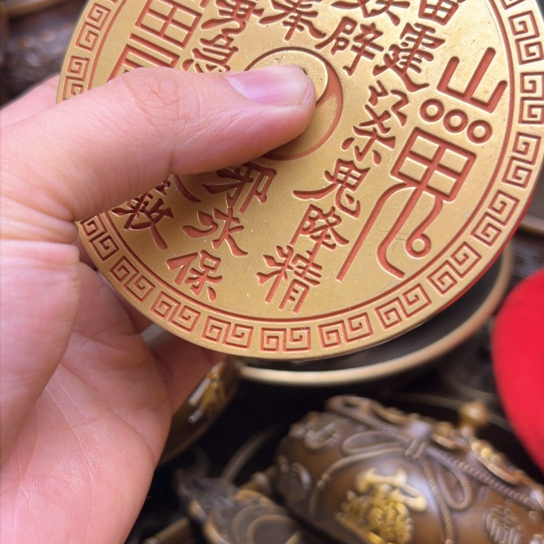 精美铜器点击下单