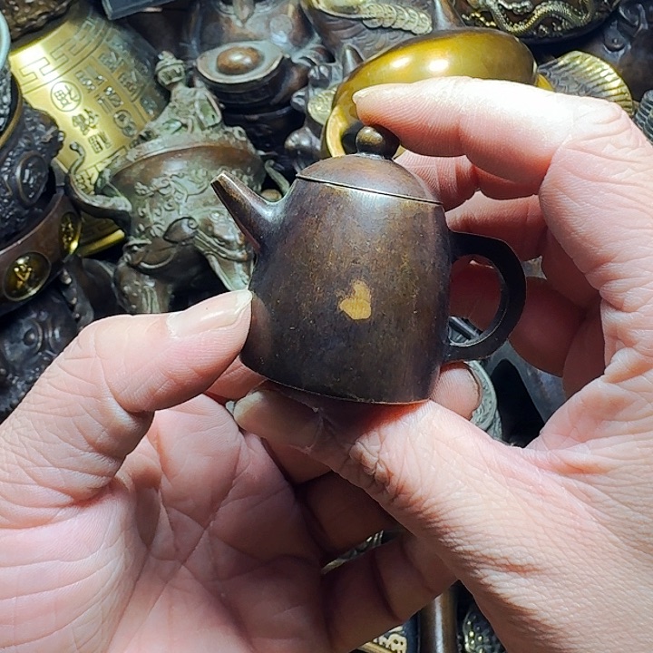 铜器摆件收收藏藏