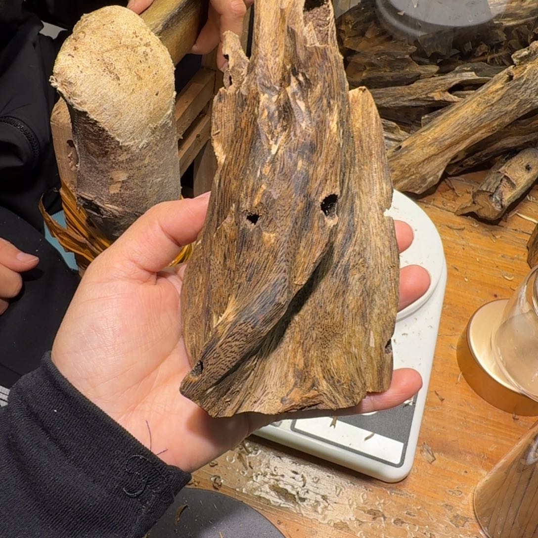 棋楠沉香白奇块料86克