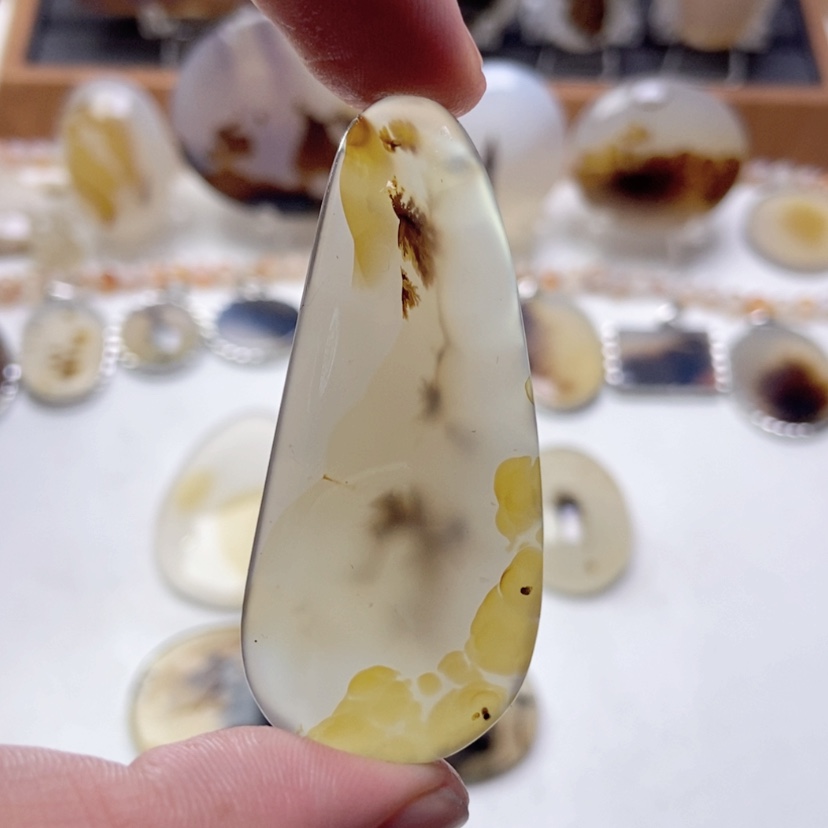 【闪购商品】玛瑙/玉髓颈饰未镶嵌