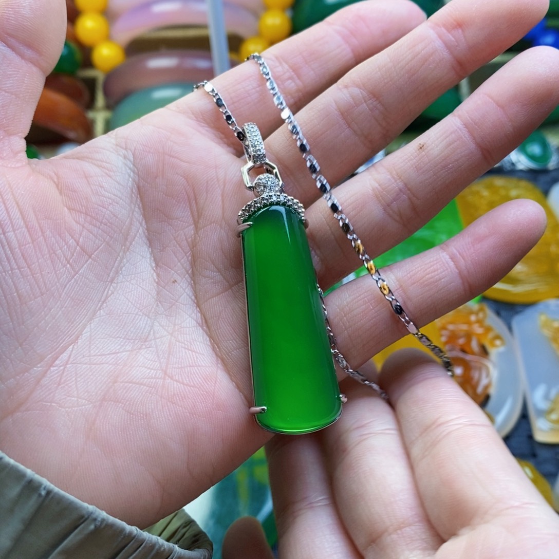 圆***姐玛瑙/玉髓合金颈饰