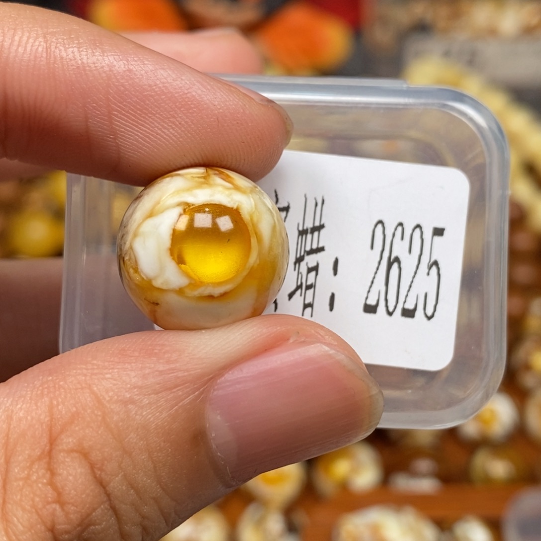 蜜蜡未镶嵌珠宝奇石2625
