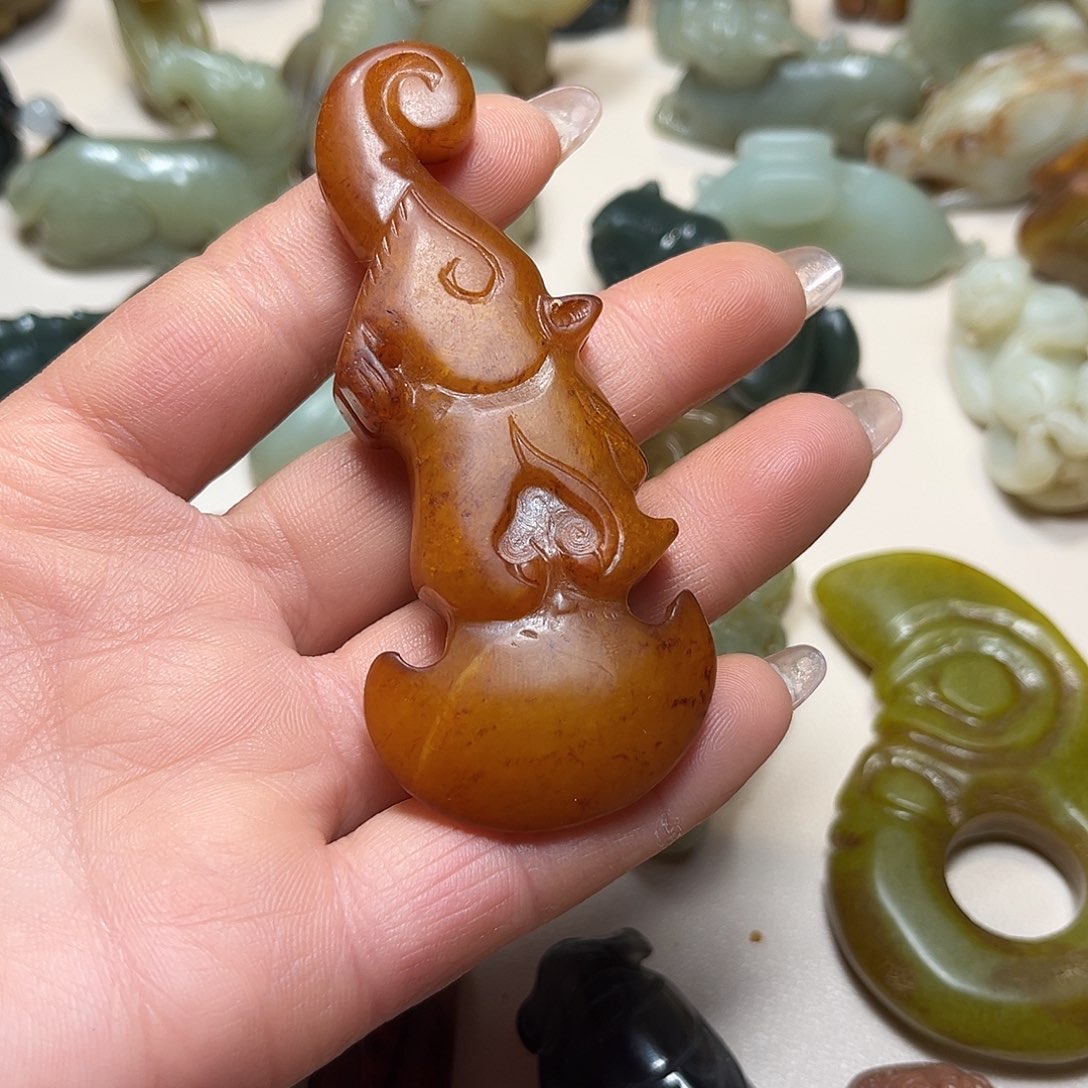 白玉菩提吊坠白玉菩提吊坠