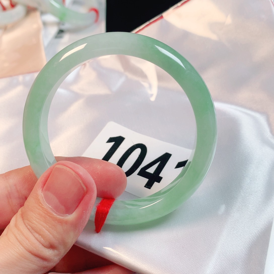 翡翠手镯未镶嵌翡翠手镯1041