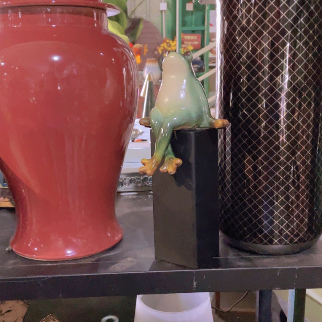 娜*陶瓷花瓶，仿真绿植。