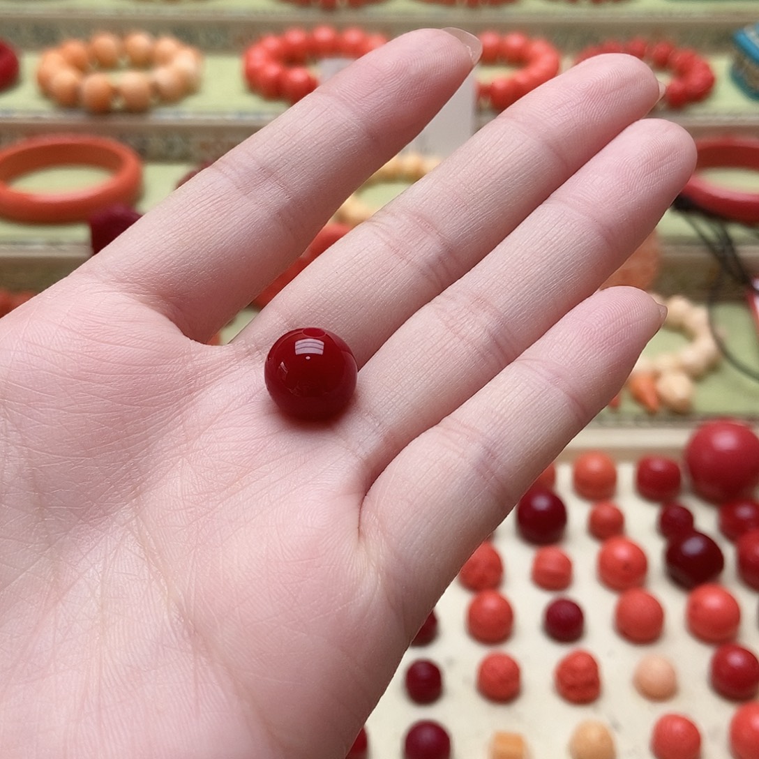 就***急非金属特殊工艺制品圆珠12两个