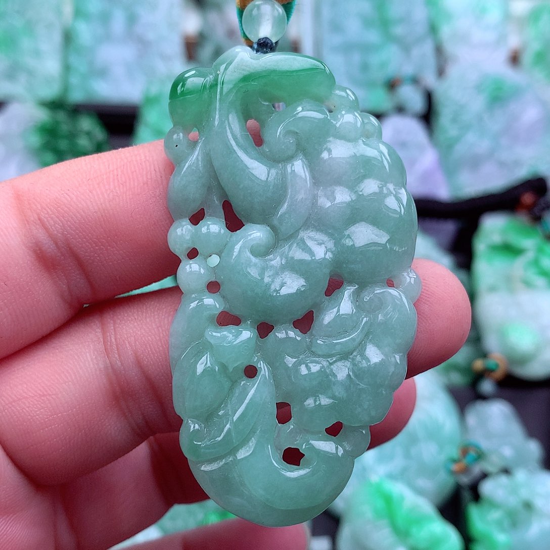 翡翠吊坠(不含链)未镶嵌