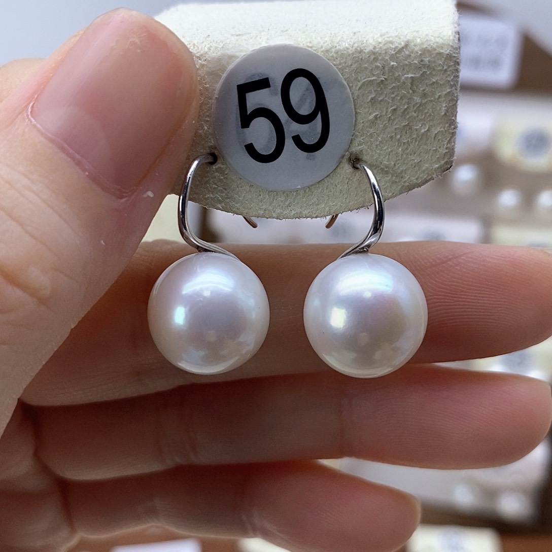 银S925镶嵌淡水珍珠耳饰