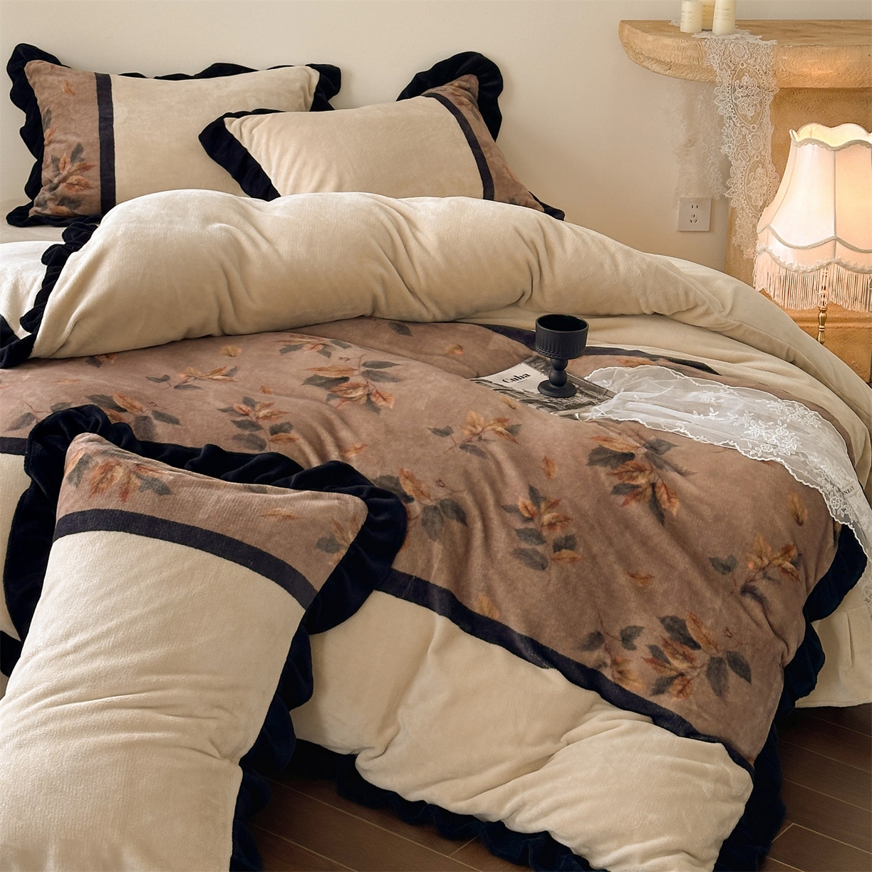 冬季保暖高级感韩式复古风高克重花边牛奶绒四件套