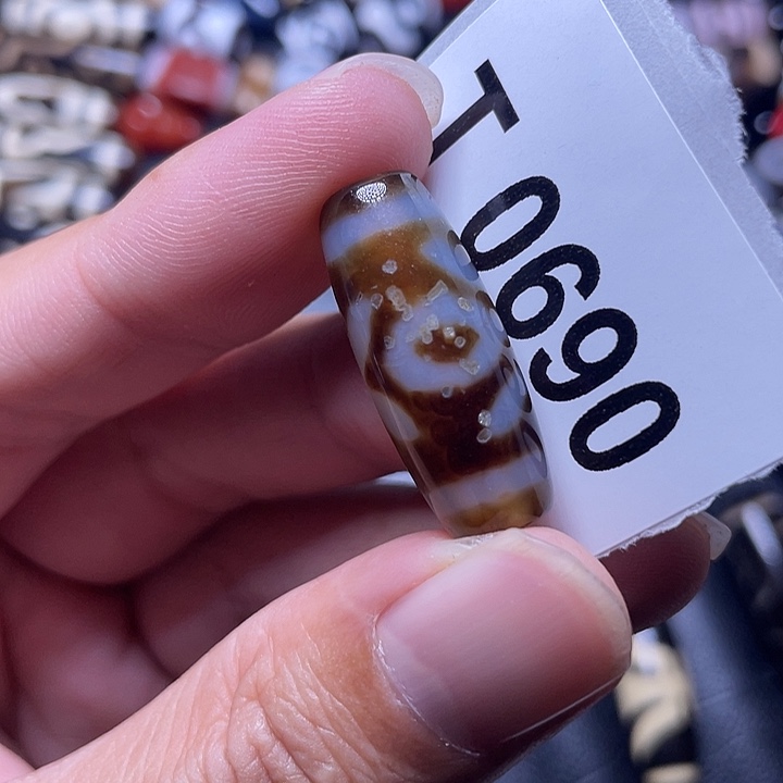 玛瑙/玉髓颈饰未镶嵌有坑瑕疵