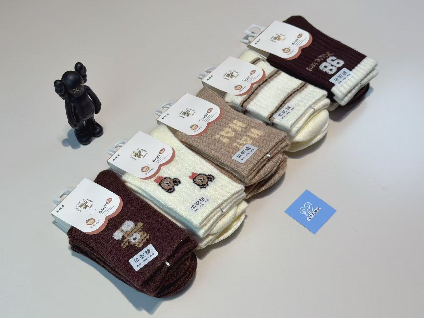 冬季卡通动漫中筒袜羊驼绒防臭