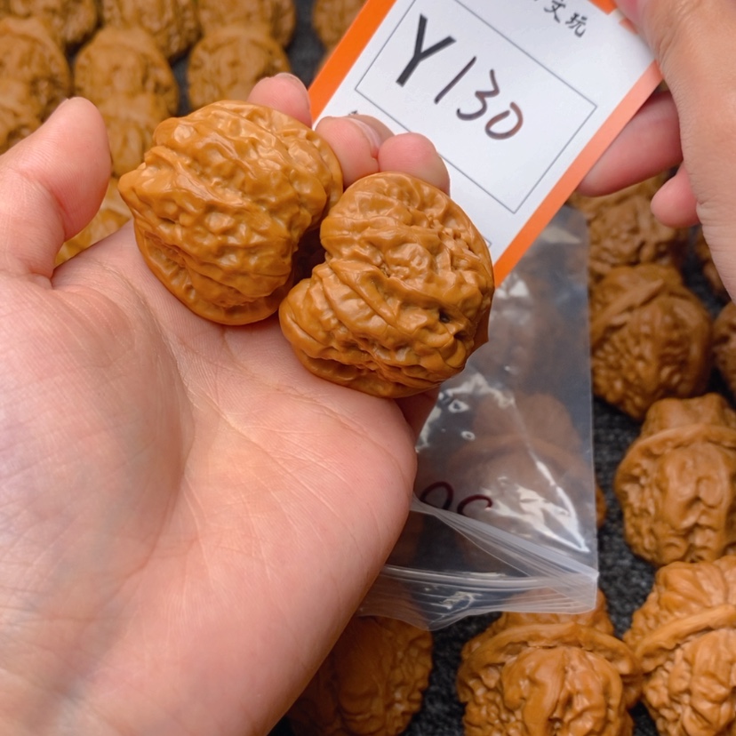 【闪购商品】把件桃核天*36蛙蛙