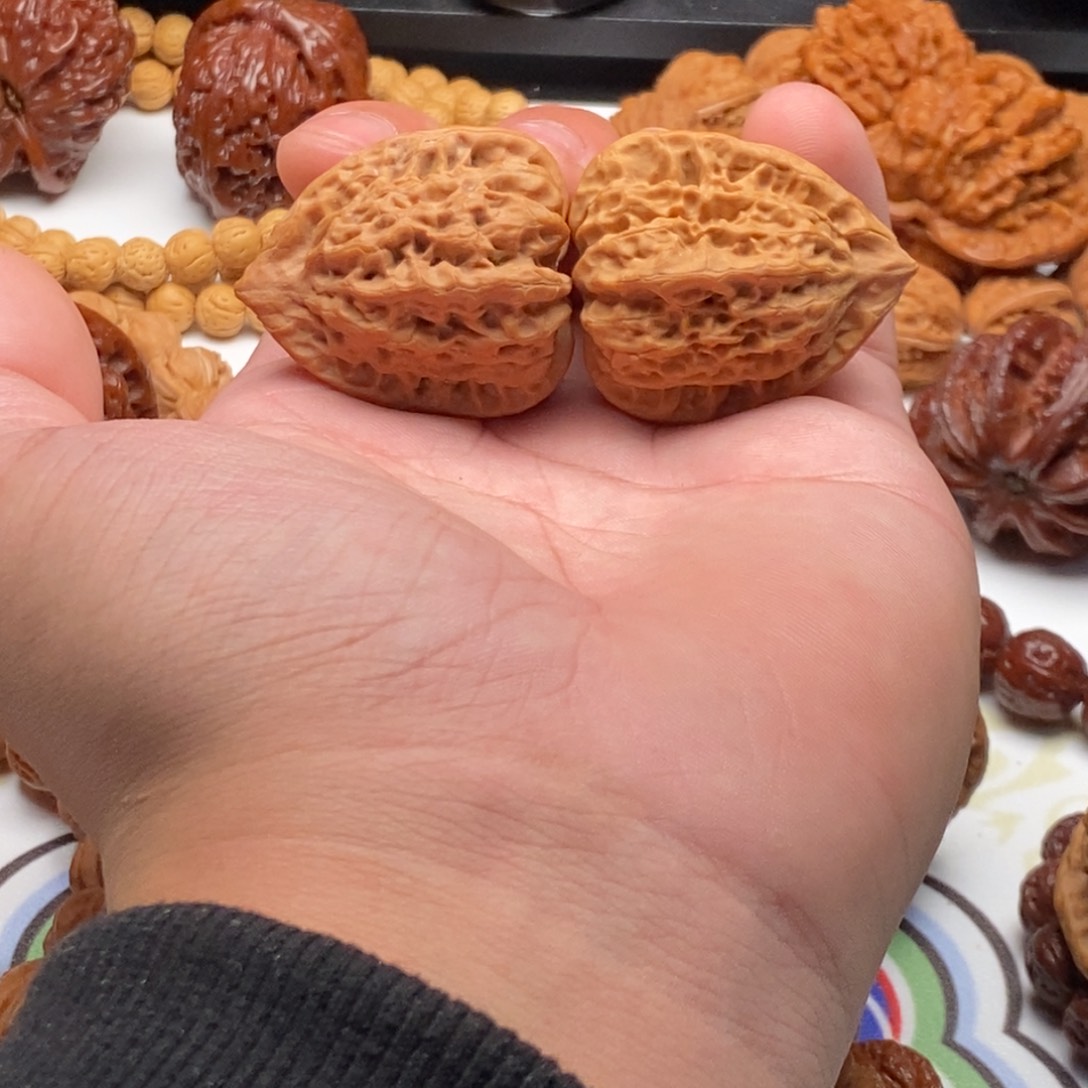 把件文玩核桃35全品盘山佛肚