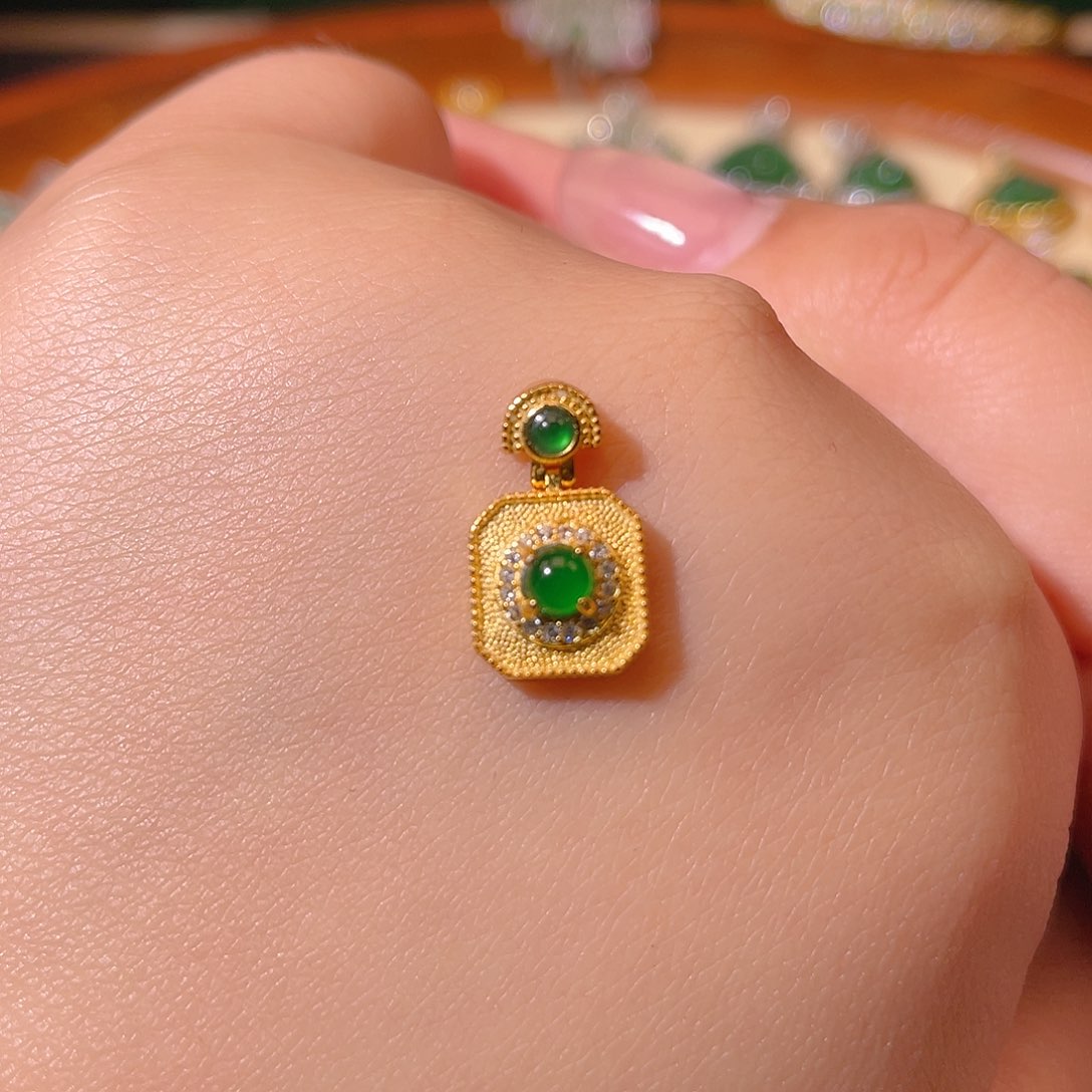 翡翠吊坠(不含链)银S925镶嵌