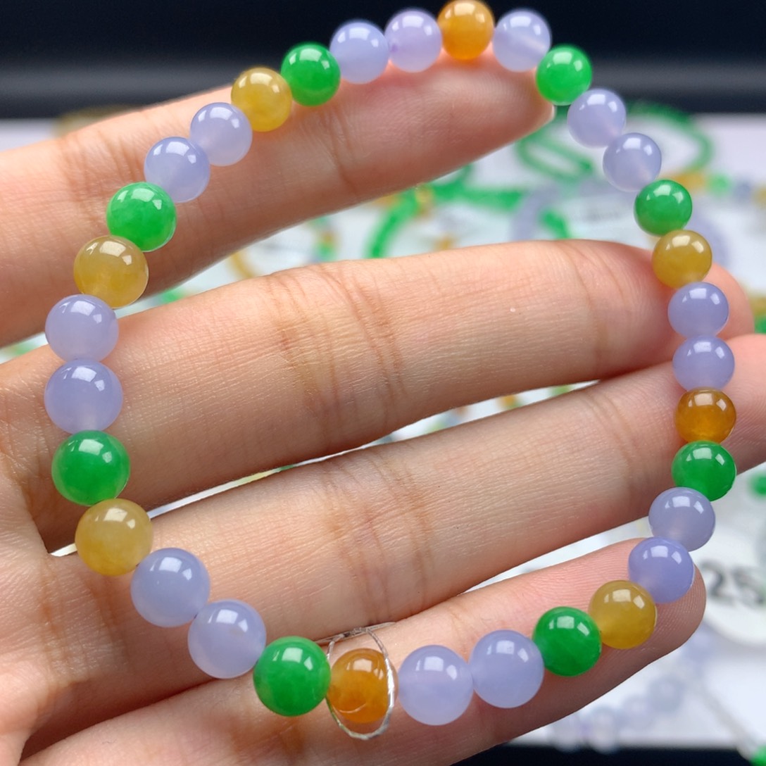 翡翠手链未镶嵌卡