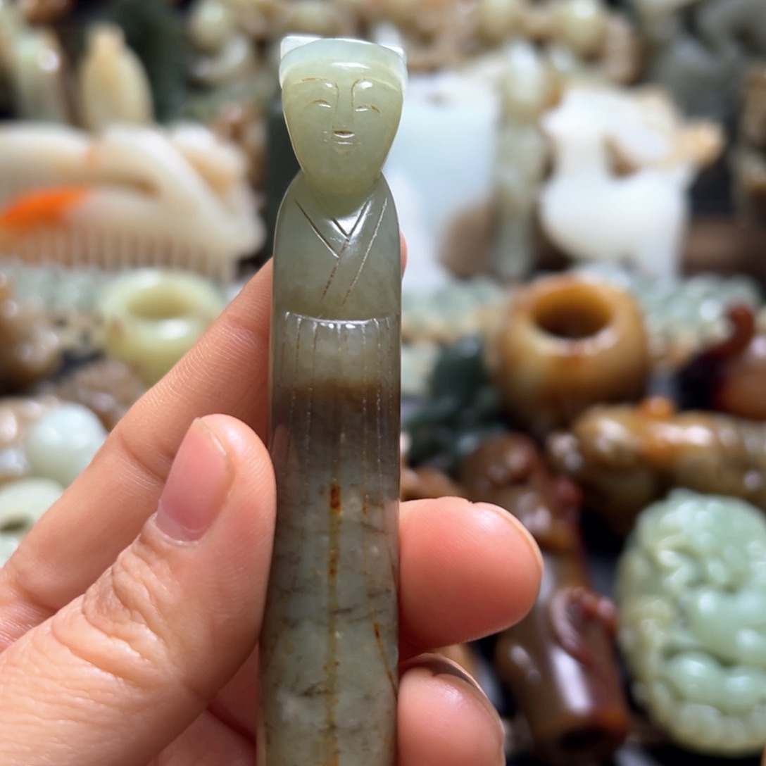 和田玉（糖玉）颈饰未镶嵌