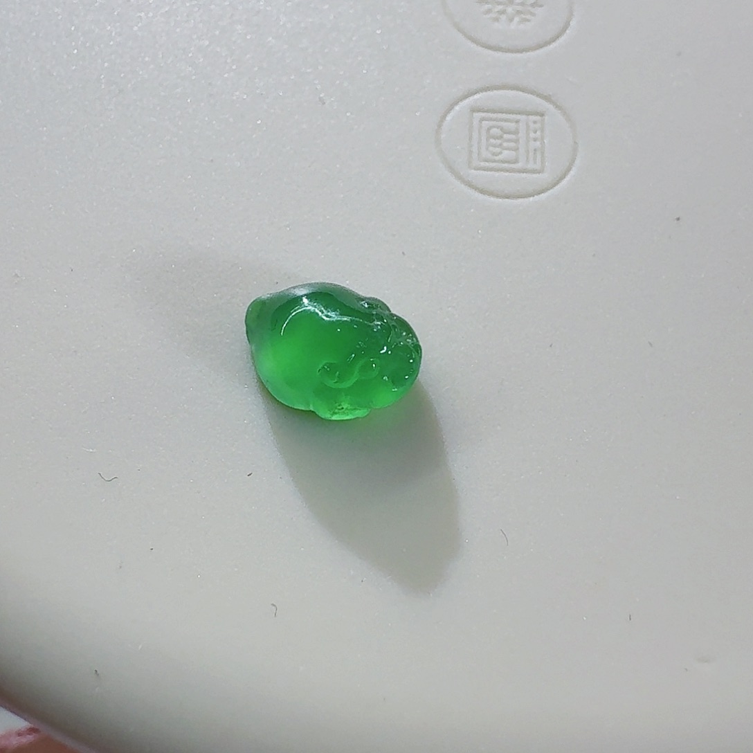 翡翠颈饰未镶嵌金蟾