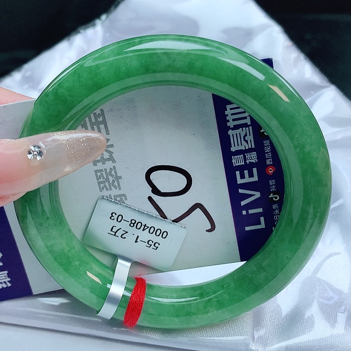 翡翠手镯未镶嵌缅甸天然a货翡翠手镯