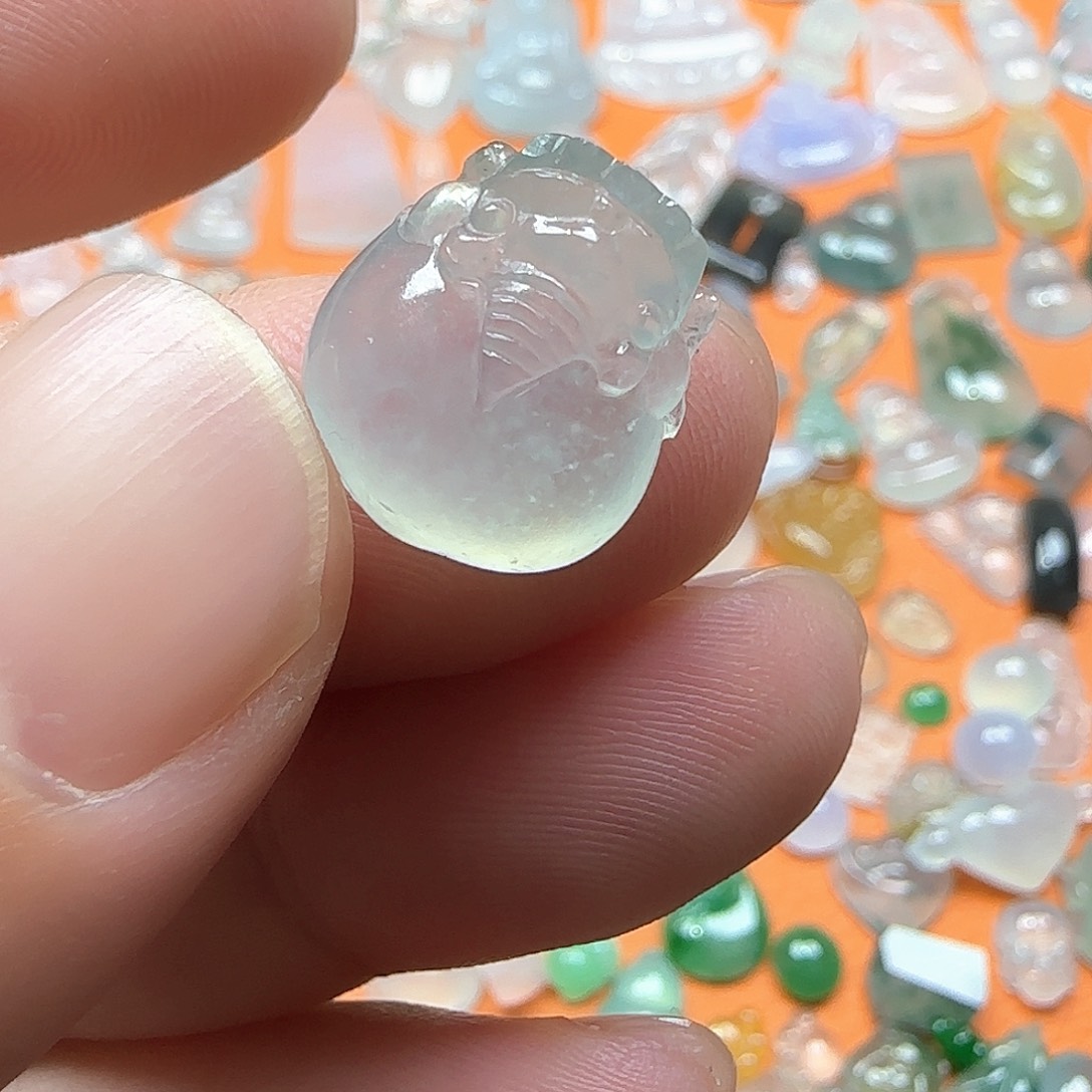 定制翡翠未镶嵌翡翠